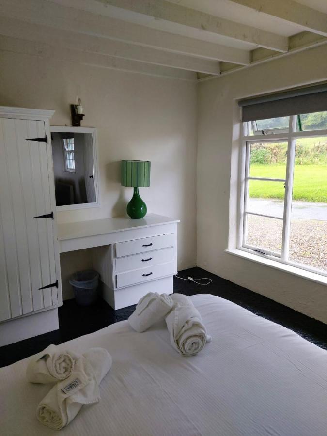 Corofin Lake Cottages Kültér fotó